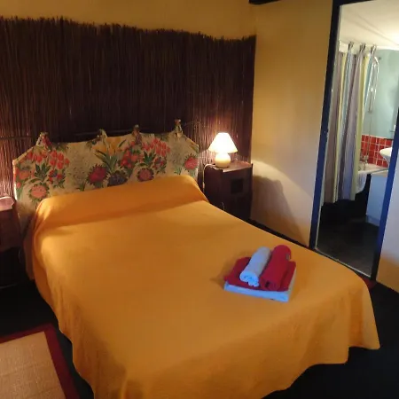 La Picholine Marjolaine Bed & Breakfast Courry